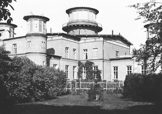 Sternwarte Bonn 1893, via Wikimedia Commons